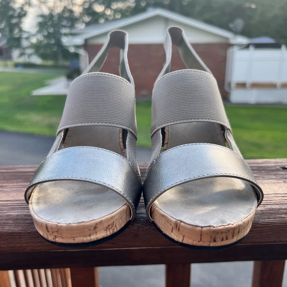 Silver wedges size 5